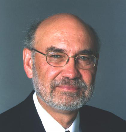 ดร.สเปนเซอร์ ซิลเวอร์ (ภาพจาก wikimedia)